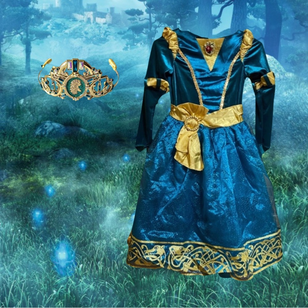 Disney Princess Merida Costume w/ CrSize 7-8 w/ Crown.